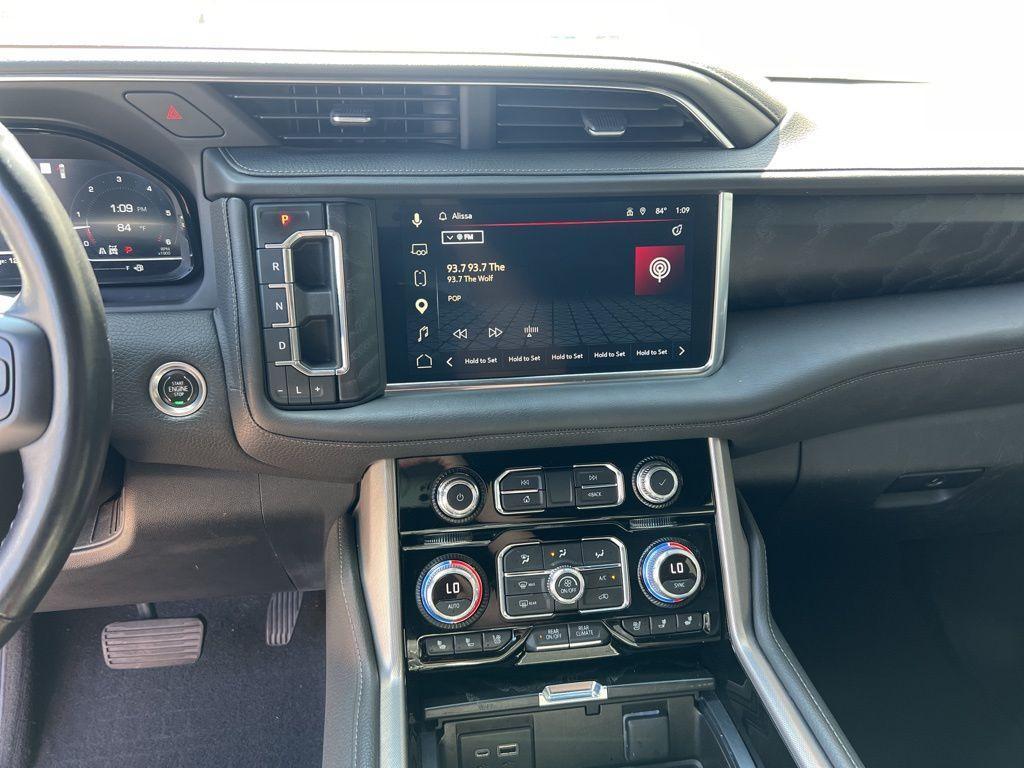 used 2022 GMC Yukon car, priced at $52,266