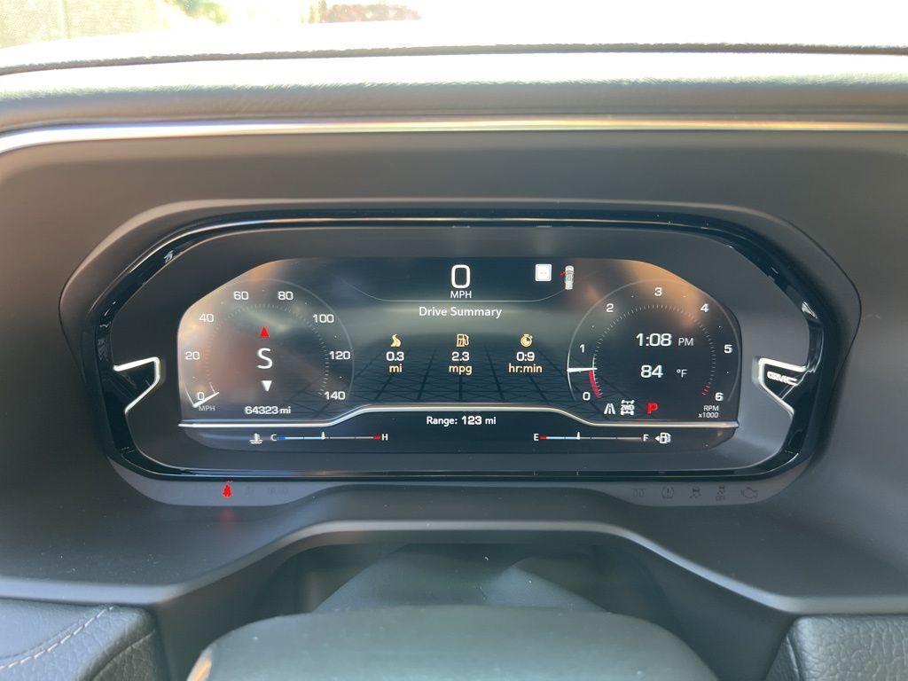 used 2022 GMC Yukon car, priced at $52,266