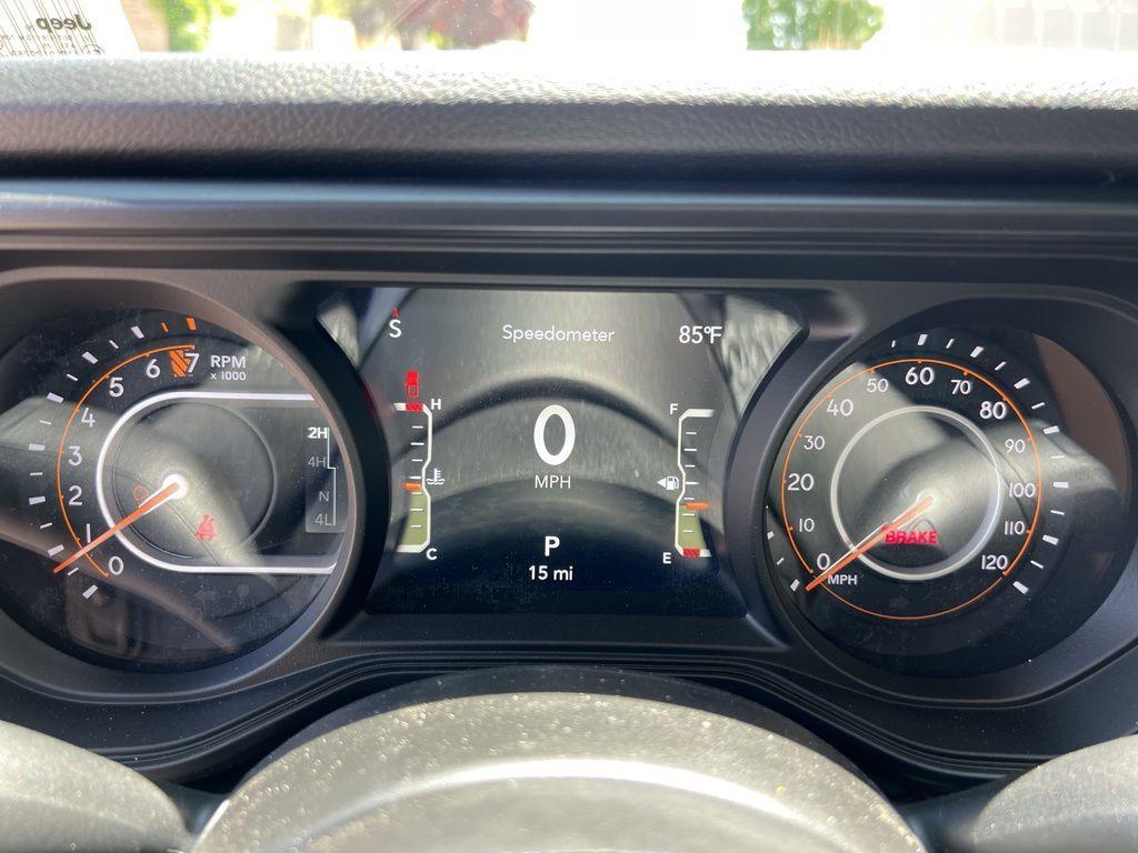 new 2025 Jeep Gladiator car, priced at $46,651