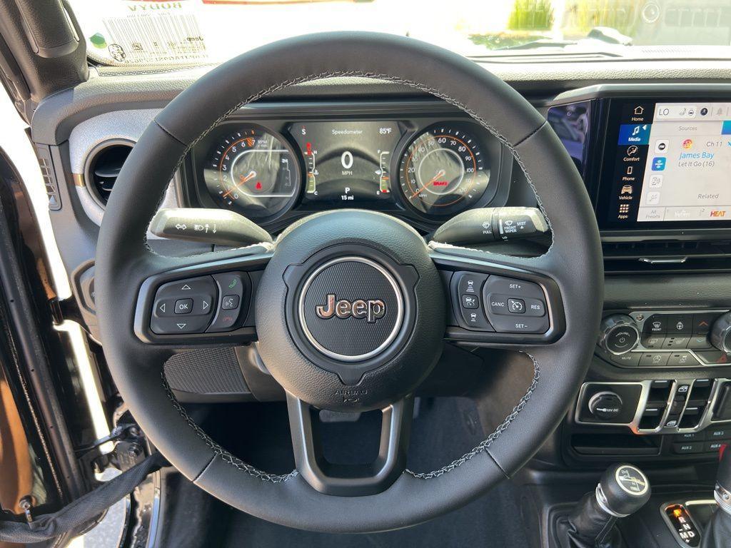 new 2025 Jeep Gladiator car, priced at $46,651