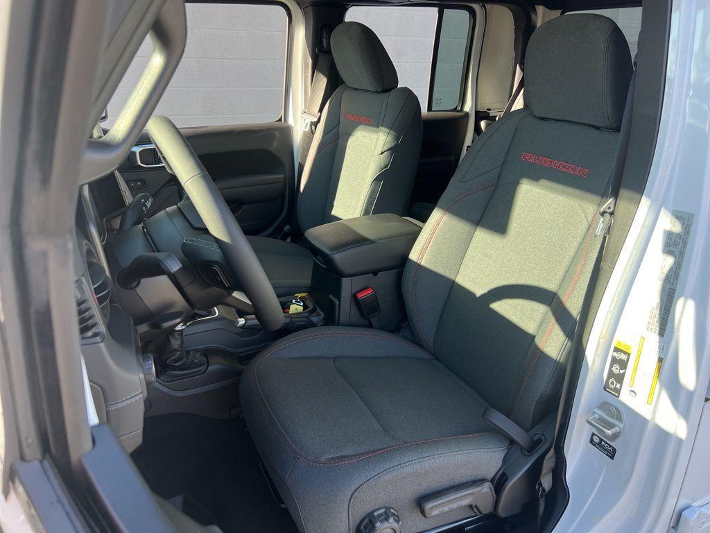 new 2026 Jeep Gladiator car, priced at $50,244