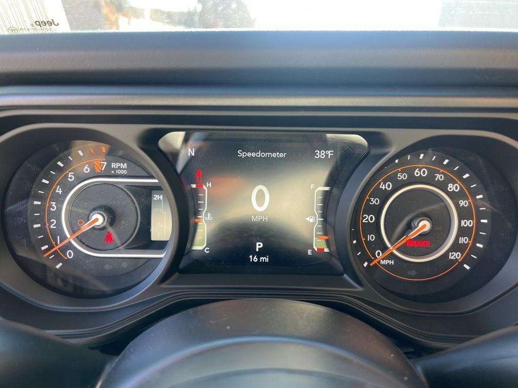 new 2026 Jeep Gladiator car, priced at $50,244