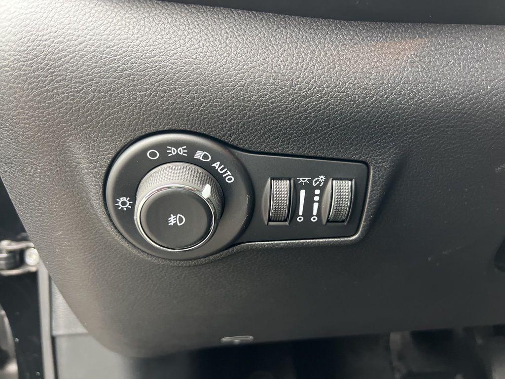 new 2026 Jeep Compass car, priced at $35,000