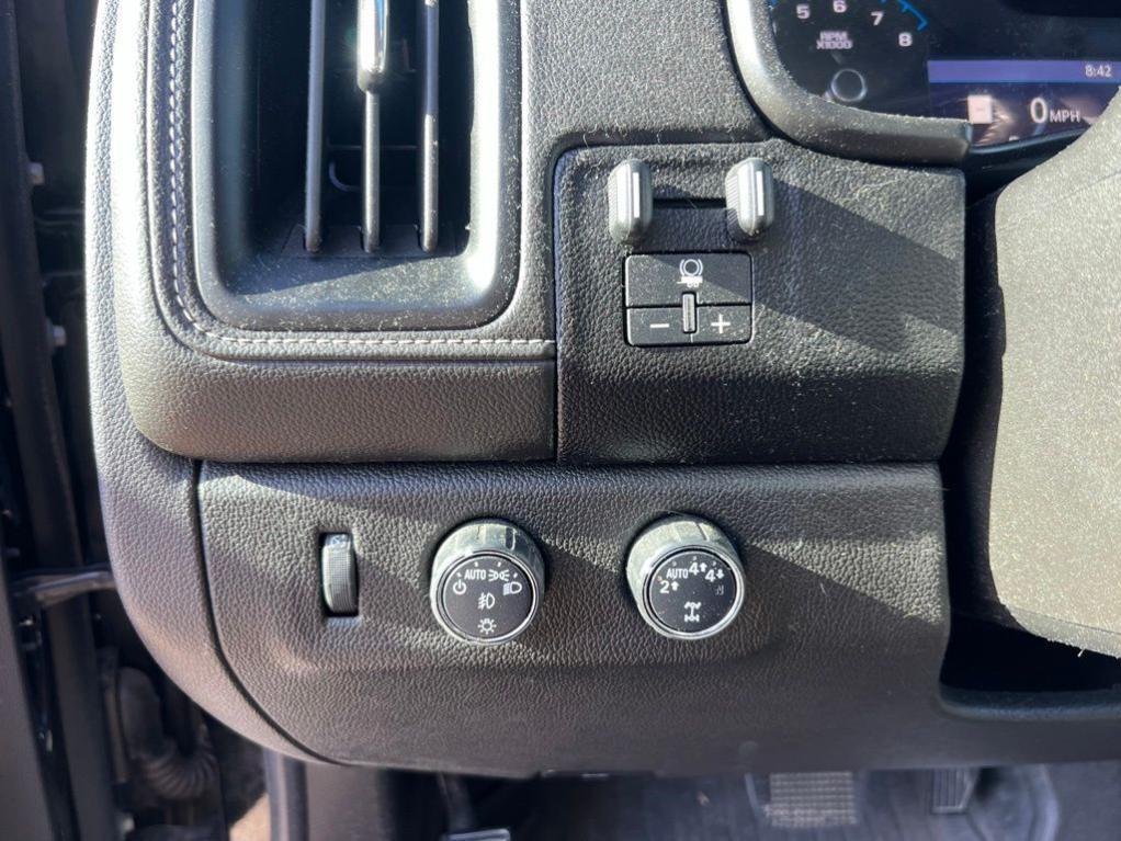 used 2022 GMC Canyon car, priced at $34,205