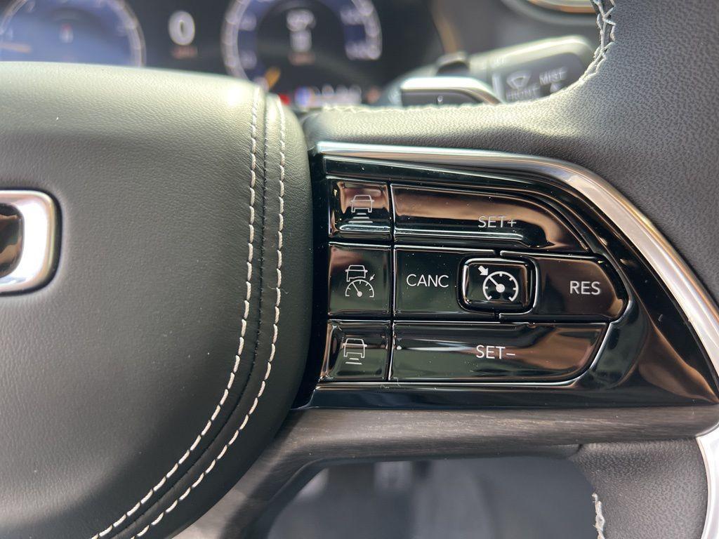 new 2025 Jeep Grand Cherokee car, priced at $52,136