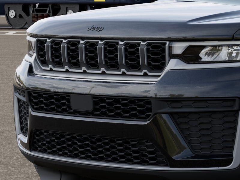 new 2026 Jeep Grand Cherokee car, priced at $44,468