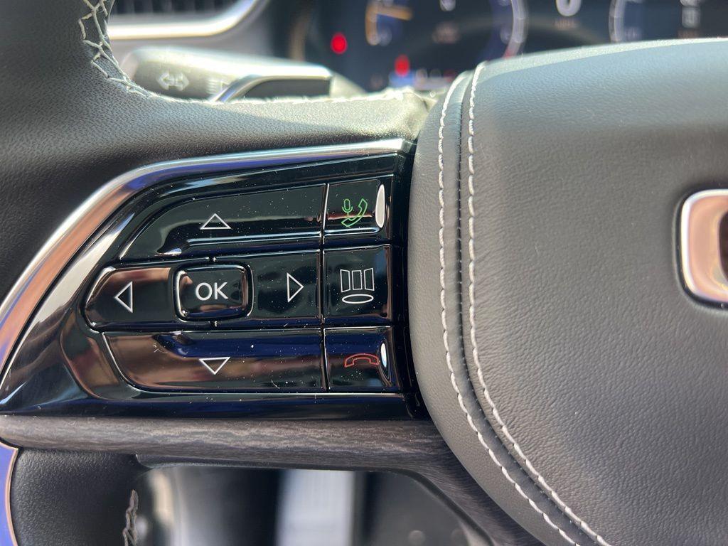new 2025 Jeep Grand Cherokee L car, priced at $54,221