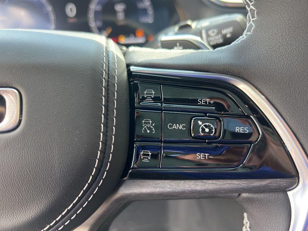 new 2025 Jeep Grand Cherokee L car, priced at $54,221
