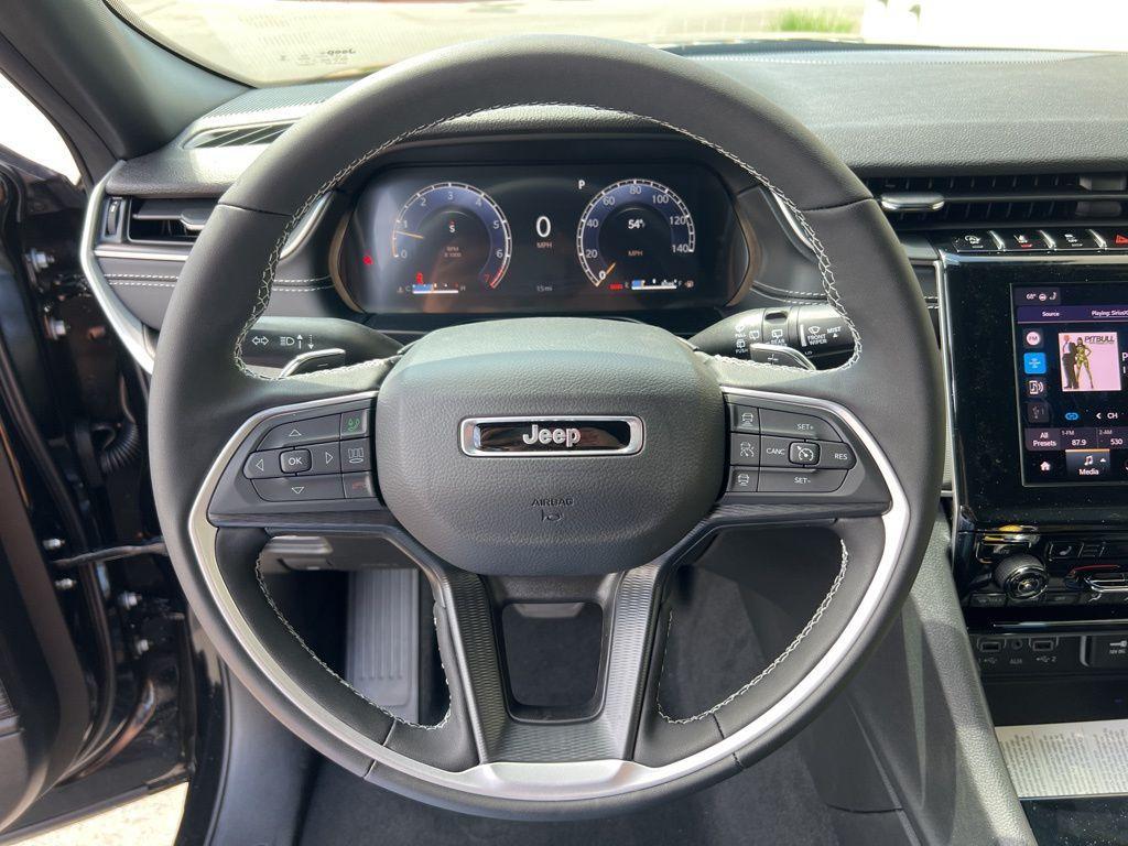 new 2025 Jeep Grand Cherokee L car, priced at $43,357