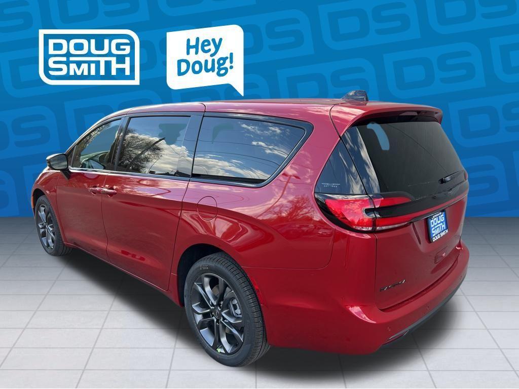 new 2026 Chrysler Pacifica car, priced at $42,849