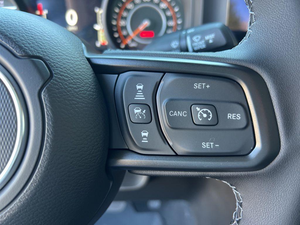 new 2026 Jeep Gladiator car, priced at $49,725