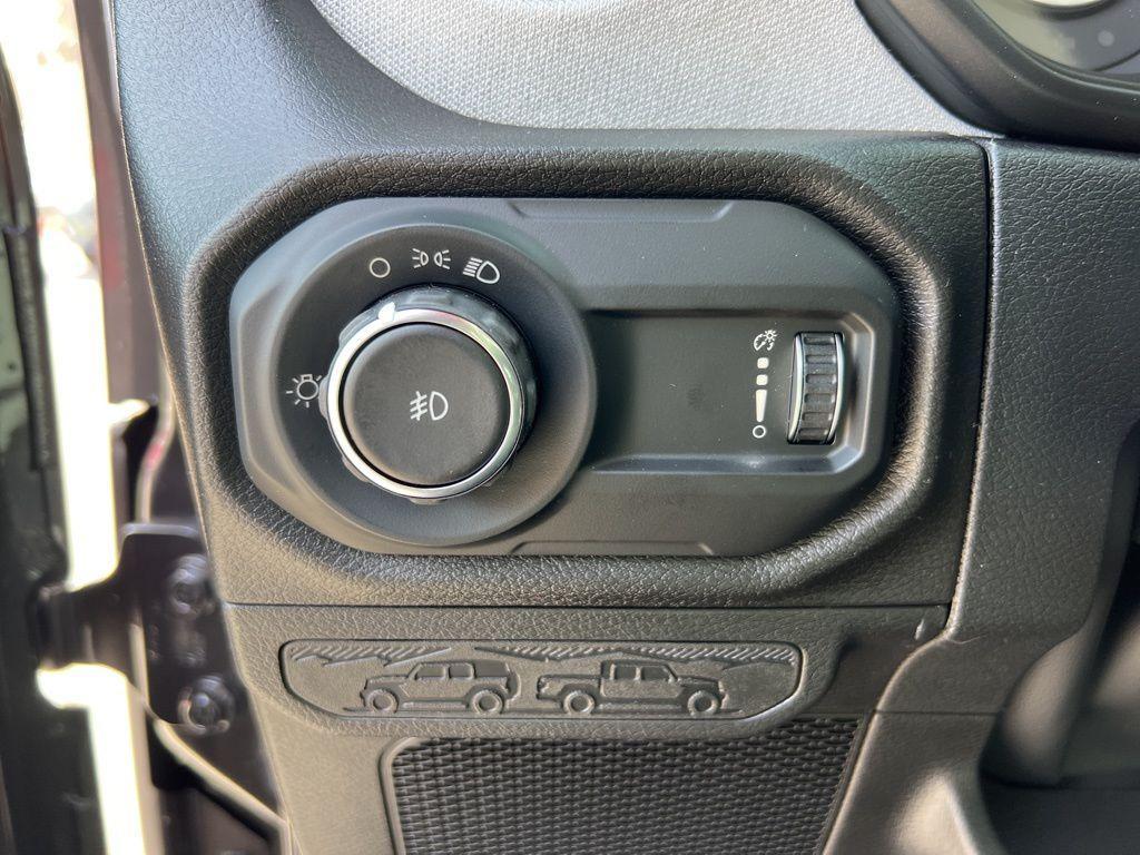 new 2026 Jeep Wrangler car, priced at $40,712