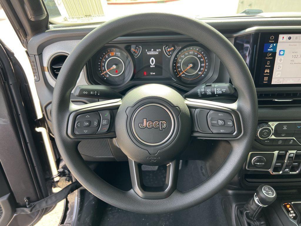 new 2026 Jeep Wrangler car, priced at $40,712