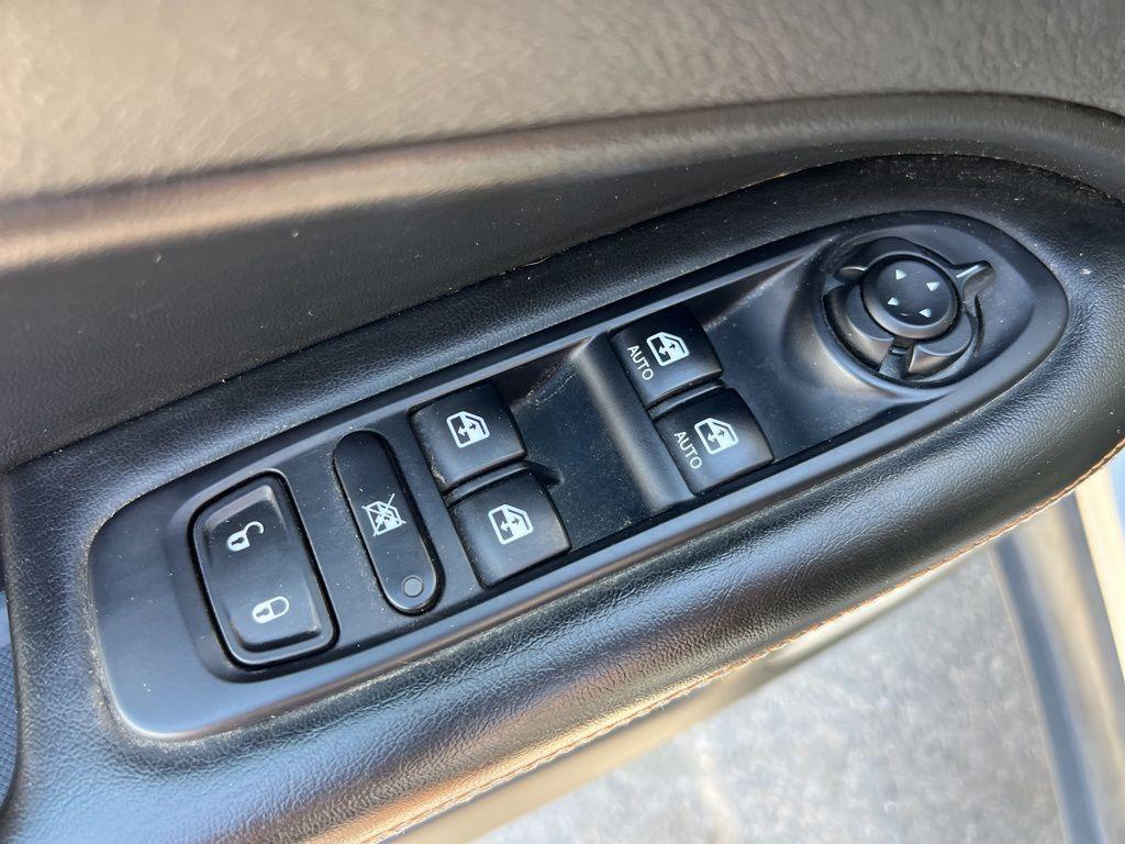 used 2019 Jeep Compass car, priced at $16,890