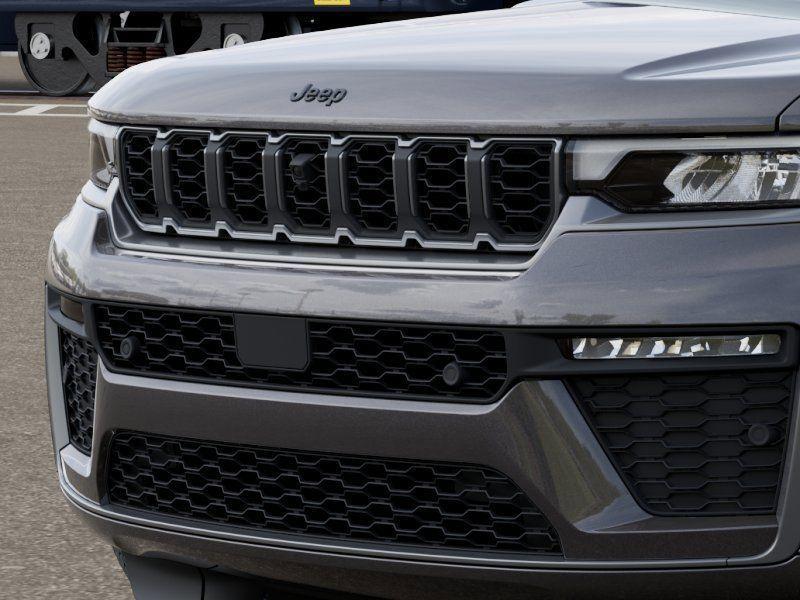 new 2026 Jeep Grand Cherokee car, priced at $53,399