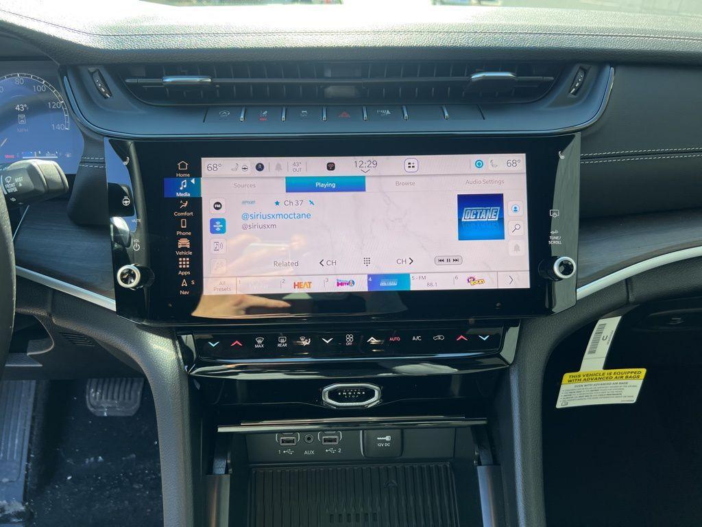new 2026 Jeep Grand Cherokee car, priced at $43,488