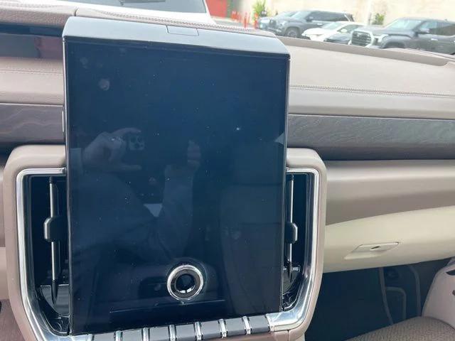 used 2025 GMC Yukon car, priced at $77,898
