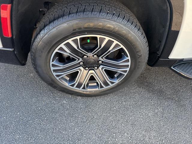 used 2022 Jeep Wagoneer car, priced at $49,900