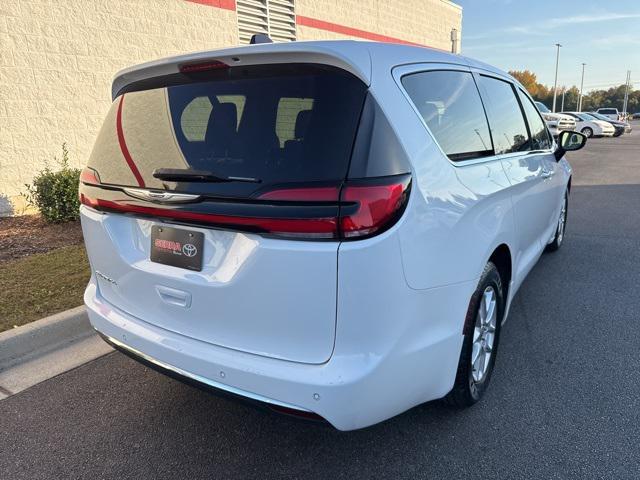 used 2024 Chrysler Pacifica car, priced at $28,500