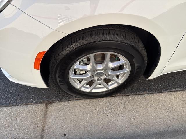 used 2024 Chrysler Pacifica car, priced at $28,500