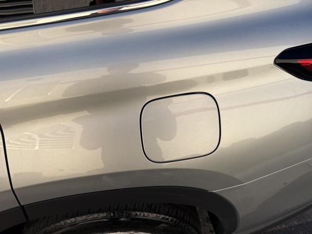 used 2023 Toyota Highlander Hybrid car, priced at $39,900