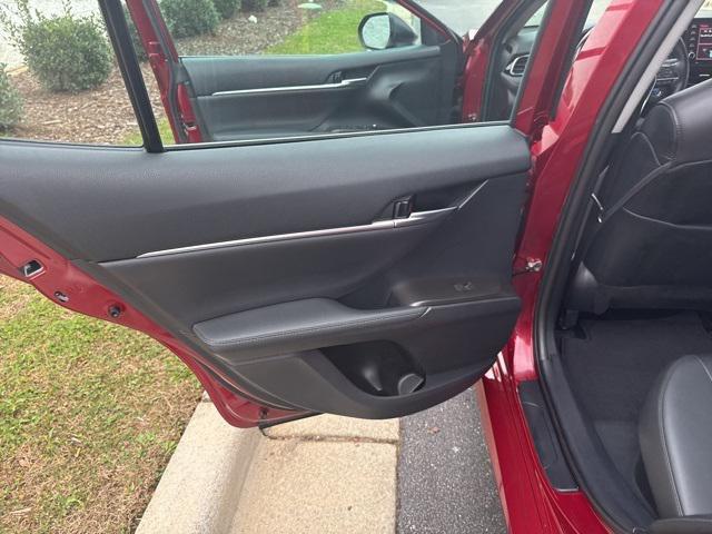 used 2022 Toyota Camry Hybrid car, priced at $25,900