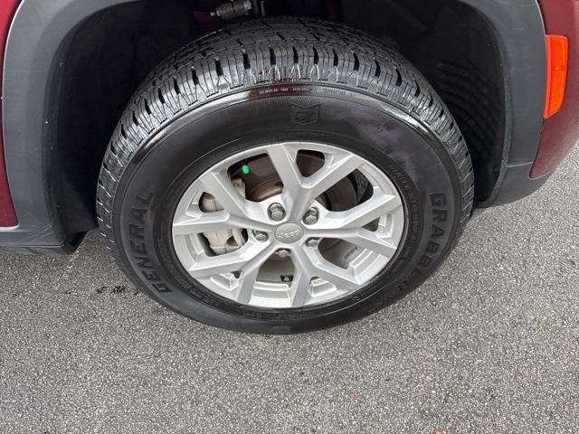 used 2023 Jeep Grand Cherokee car, priced at $24,900