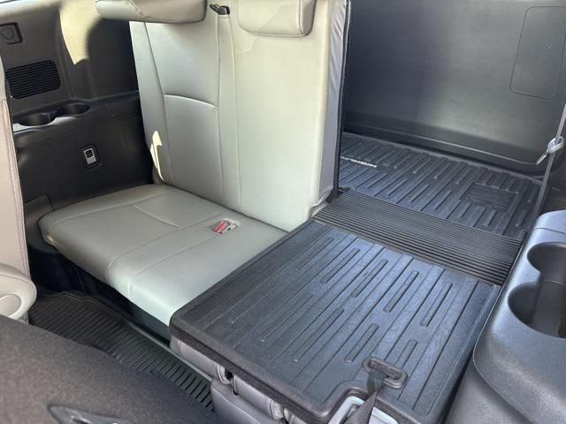 used 2023 Toyota Highlander car, priced at $38,500