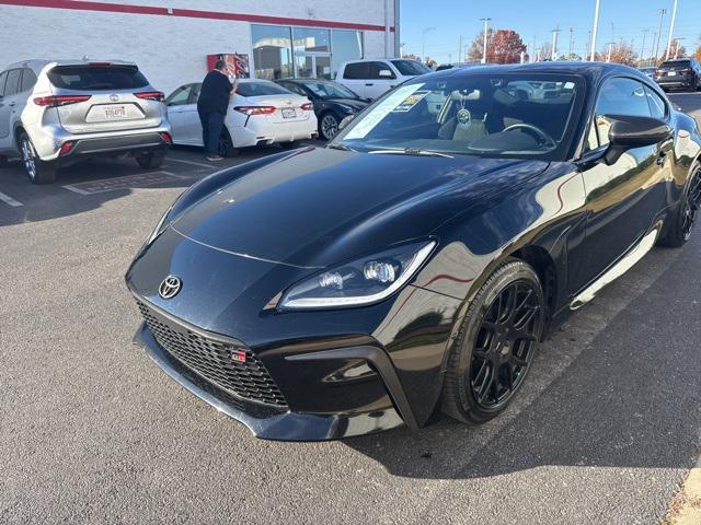 used 2023 Toyota GR86 car, priced at $27,900