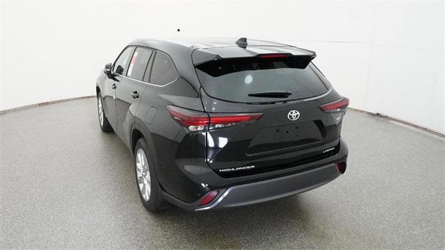 new 2026 Toyota Highlander Hybrid car, priced at $55,780