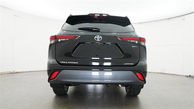new 2026 Toyota Highlander Hybrid car, priced at $55,780