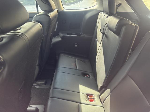 used 2024 Toyota Highlander car, priced at $40,900