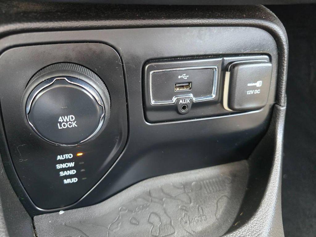 used 2016 Jeep Renegade car, priced at $10,990