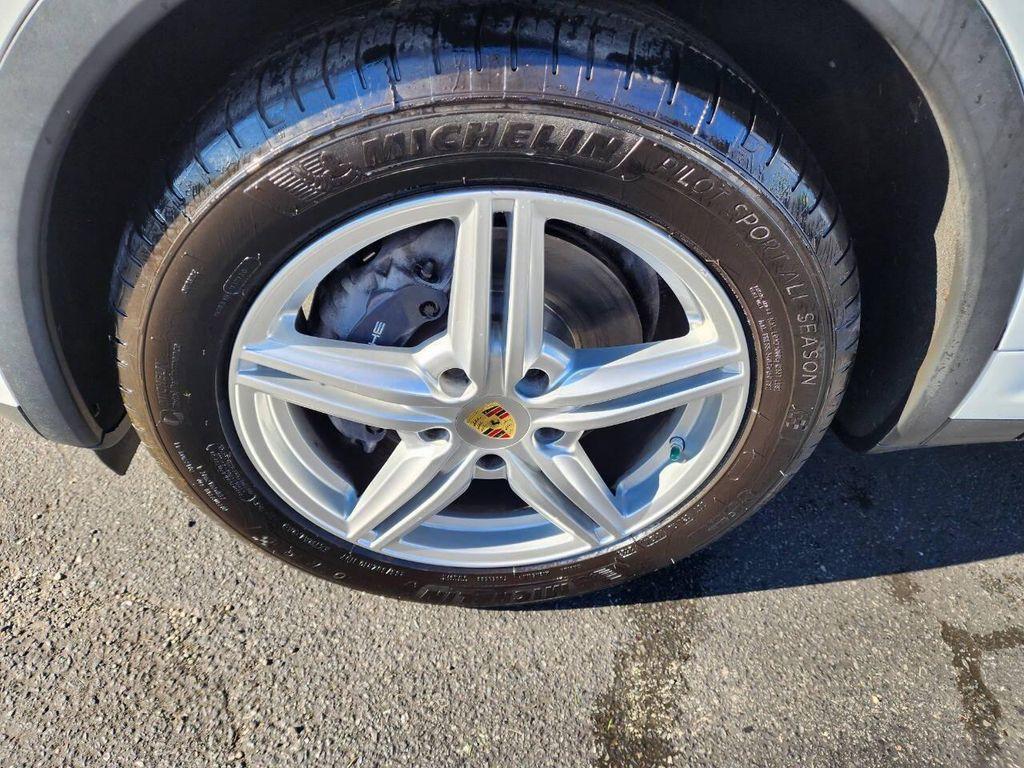 used 2014 Porsche Cayenne car, priced at $13,990