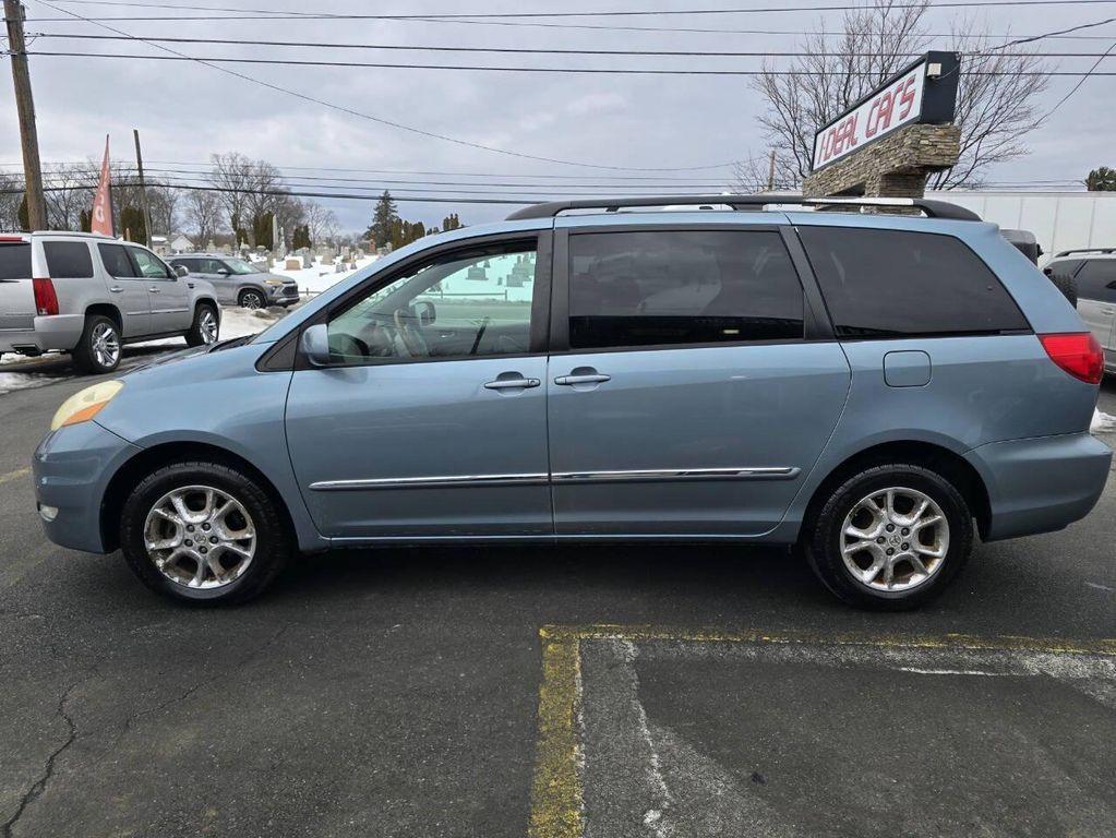 used 2006 Toyota Sienna car, priced at $9,990