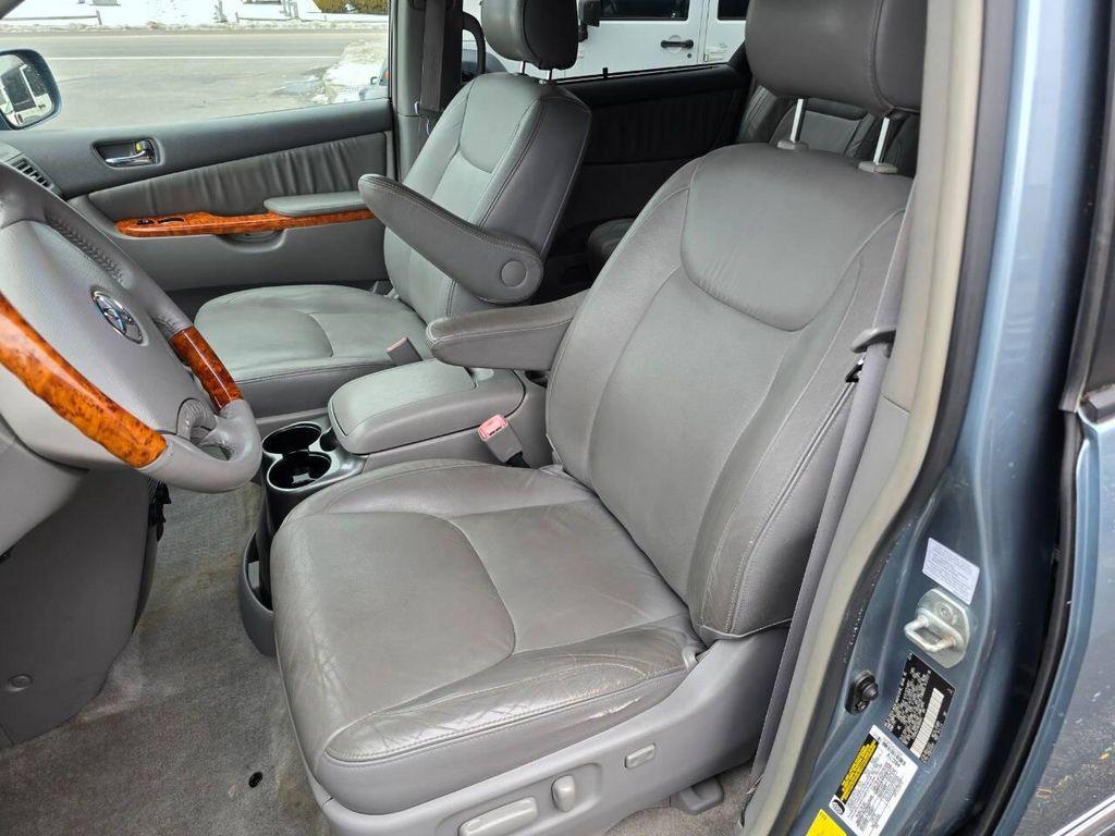 used 2006 Toyota Sienna car, priced at $9,990