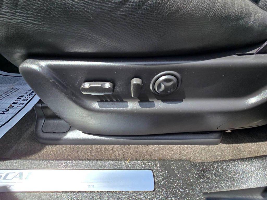 used 2014 Cadillac Escalade car, priced at $18,750