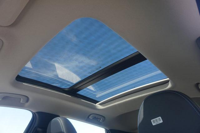 used 2022 Chevrolet Bolt EUV car, priced at $22,995