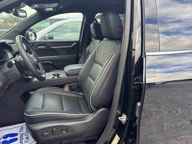 used 2025 GMC Acadia car, priced at $42,998