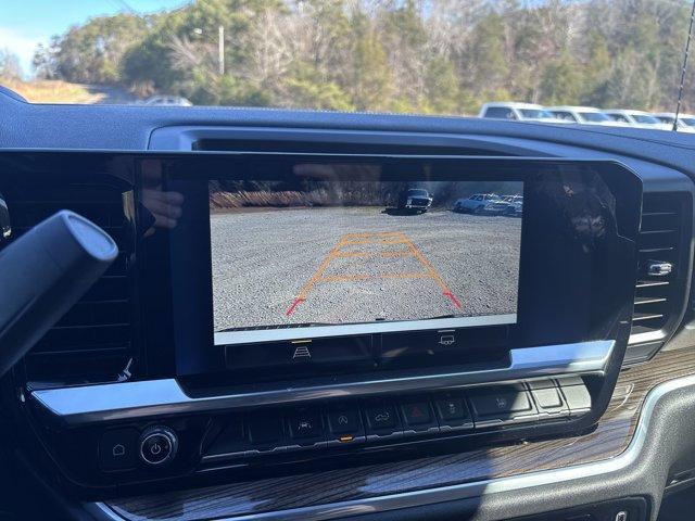 used 2022 Chevrolet Silverado 1500 car, priced at $31,998