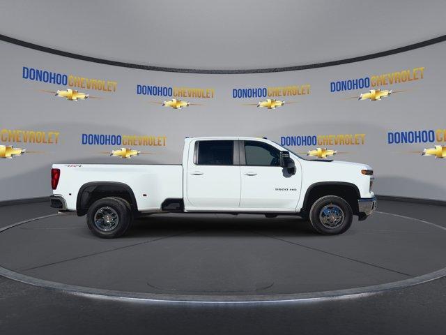 new 2026 Chevrolet Silverado 3500 car, priced at $69,404
