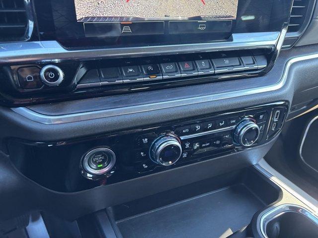 used 2022 GMC Sierra 1500 car, priced at $35,995