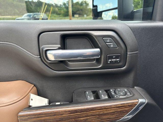 used 2021 Chevrolet Silverado 2500 car, priced at $56,294