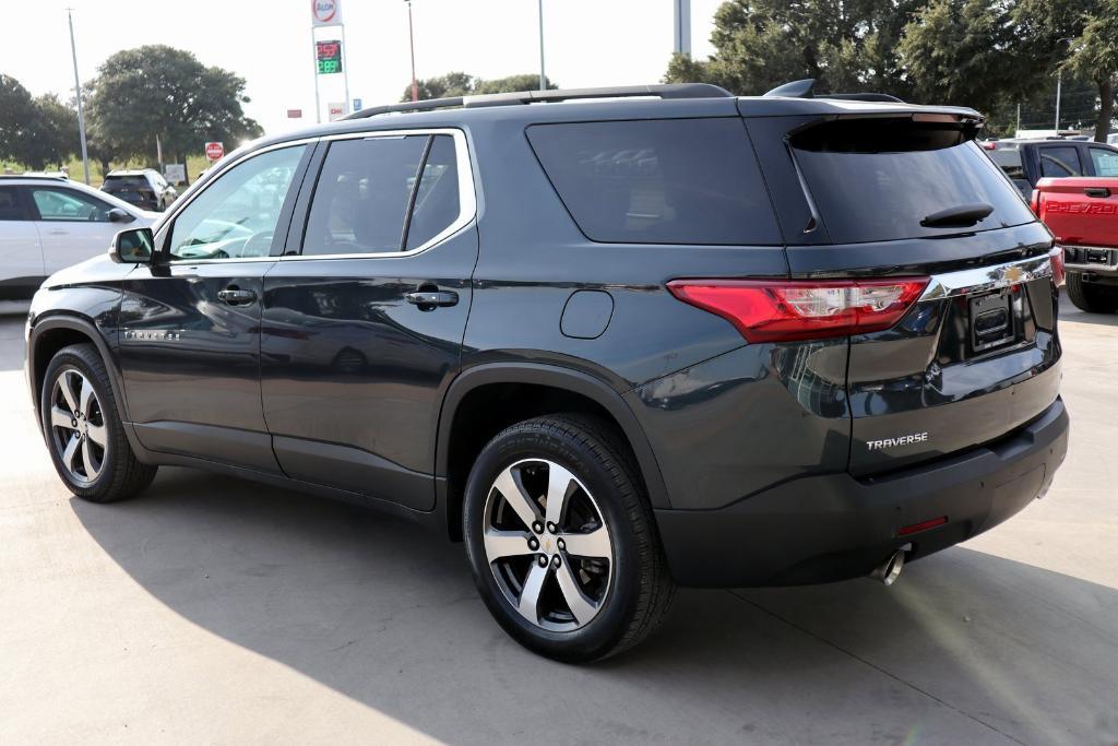 used 2021 Chevrolet Traverse car, priced at $21,977