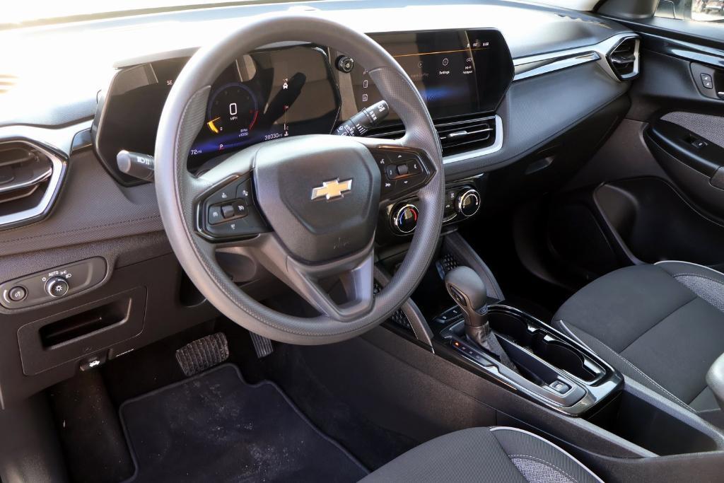 used 2024 Chevrolet TrailBlazer car, priced at $20,977