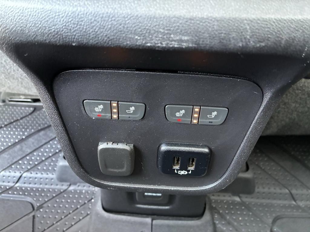 used 2018 Chevrolet Equinox car, priced at $12,977