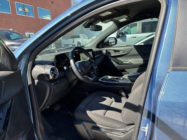 used 2025 Chevrolet Equinox car