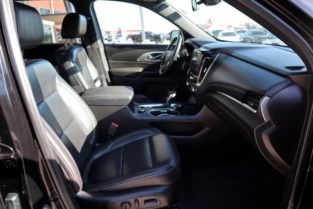 used 2023 Chevrolet Traverse car, priced at $28,877