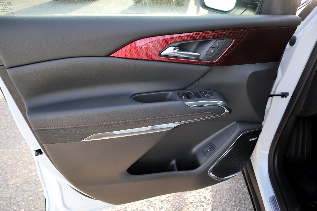 new 2026 Chevrolet Traverse car, priced at $58,450