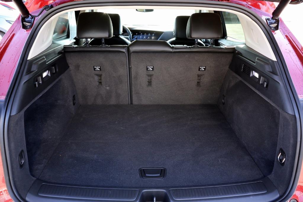 used 2023 Buick Envision car, priced at $23,777